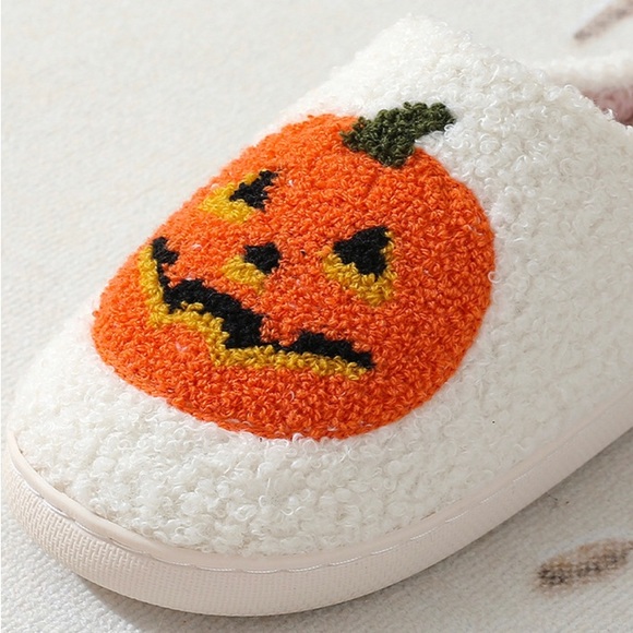 Pumpkin slippers for women - Picture 4 of 8